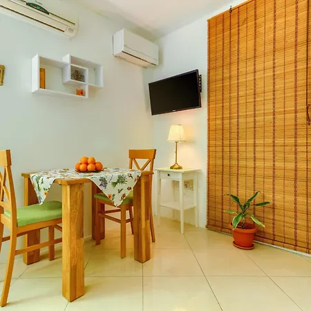 Appartement Filipovic, 3 Min Walk To The Split