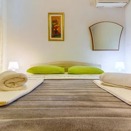 Appartement Filipovic, 3 Min Walk To The Split