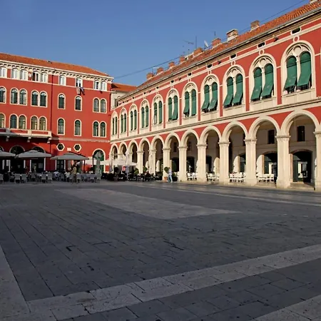 Filipovic, 3 Min Walk To The Apartment *