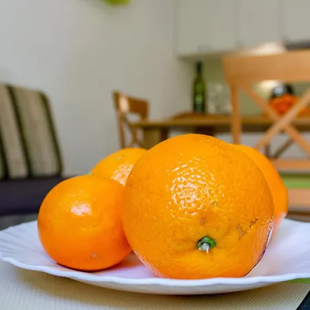 Filipovic, 3 Min Walk To The Апартаменты Сплит